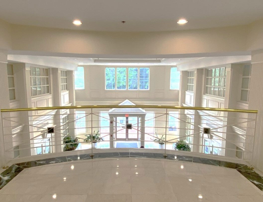 7010 2nd floor overlook